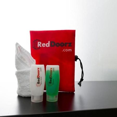 Reddoorz Near Tarumanagara University Yakarta Exterior foto